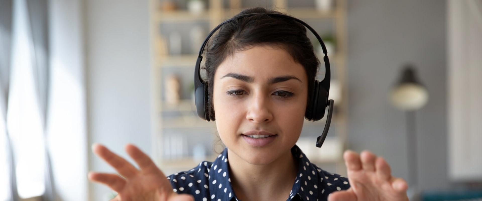 Tailored Lessons for Individual Needs: Improving Your Understanding of Statistics with Online Tutors