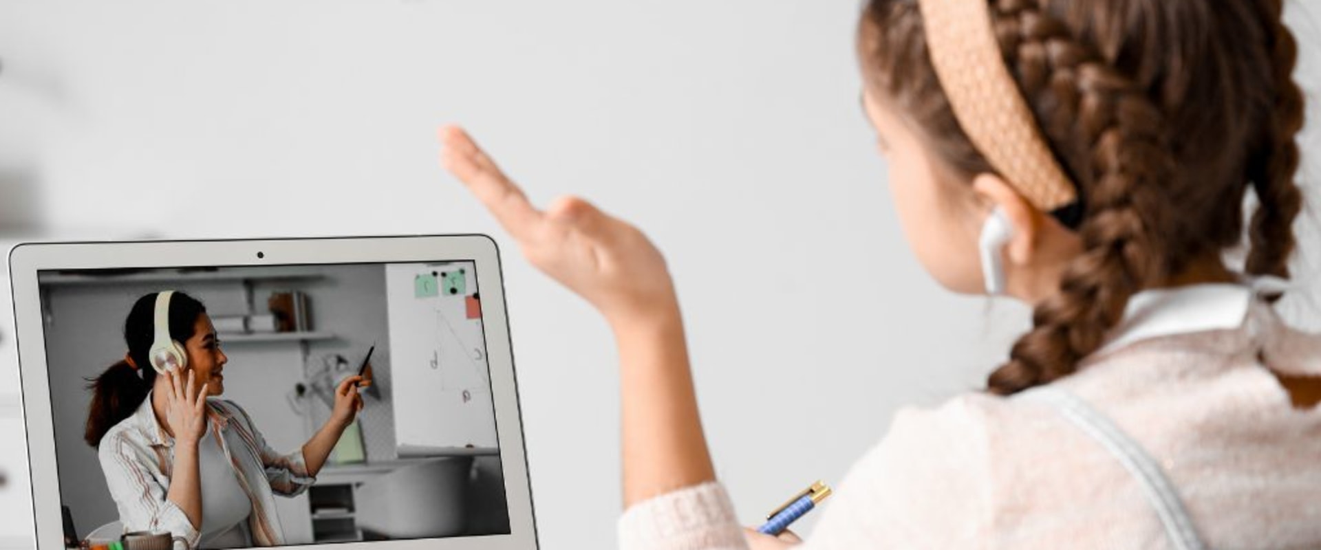 How Online Tutoring Can Help You Master Statistics